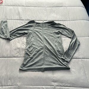 Athleta gray size small longsleeve top